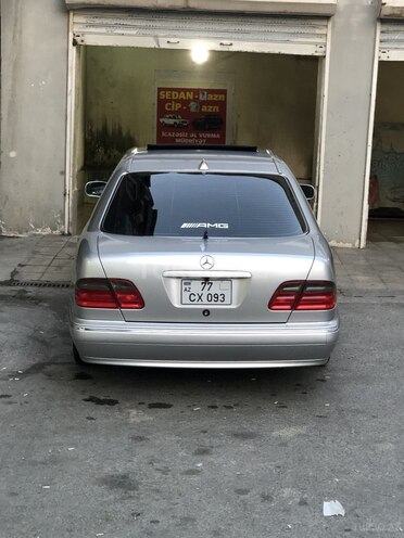 Mercedes E 320 2001, 185,000 km - 3.2 l - Bakı