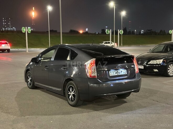 Toyota Prius 2014, 177,028 km - 1.8 l - Bakı