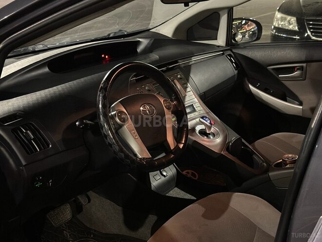Toyota Prius 2014, 177,028 km - 1.8 l - Bakı