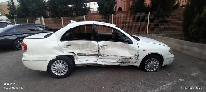 Nissan Sunny 2005, 270,000 km - 1.6 l - Gəncə