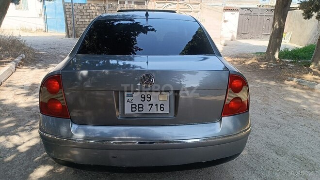 Volkswagen Passat 2003, 285,542 km - 1.8 l - Bakı
