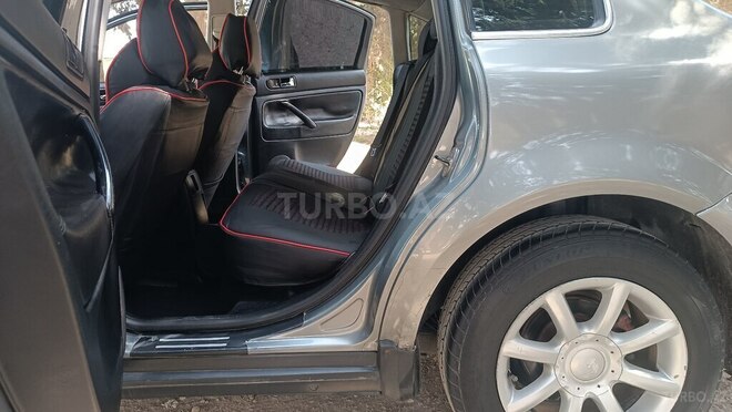 Volkswagen Passat 2003, 285,542 km - 1.8 l - Bakı