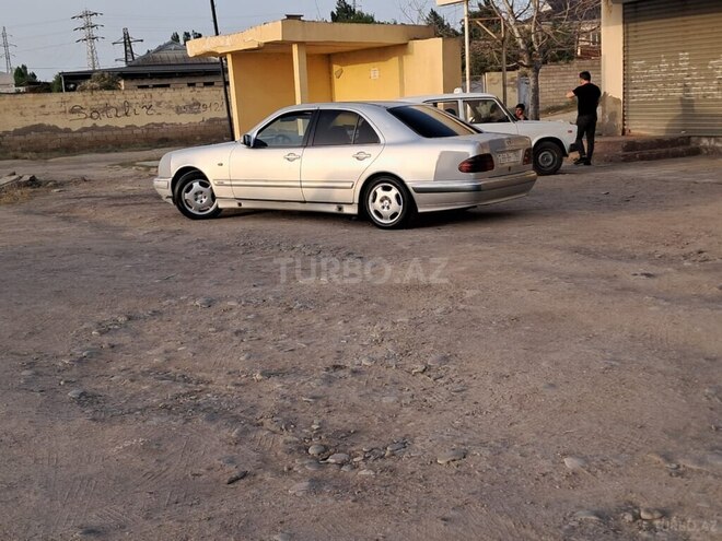 Mercedes E 220 d 1999, 620,000 km - 2.2 l - Şirvan