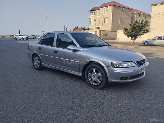 Opel Vectra-2
