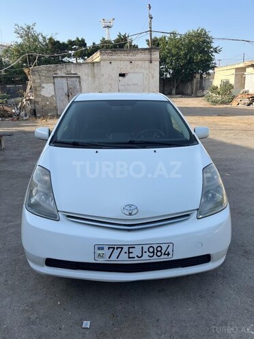 Toyota Prius-1