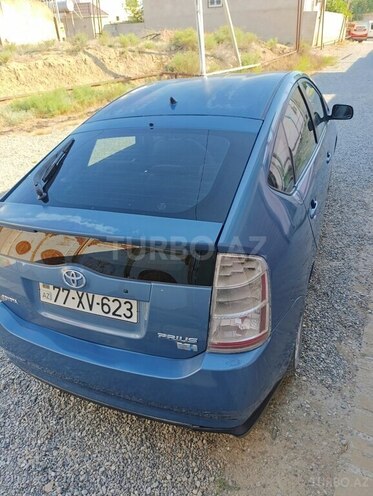 Toyota Prius-3
