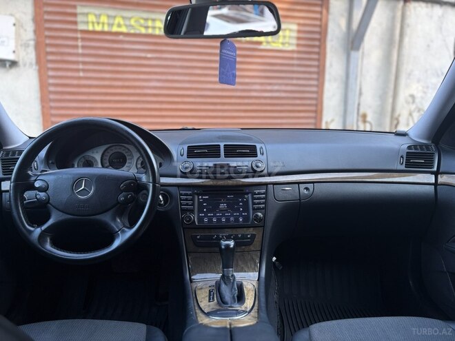 Mercedes E 200 2007, 231,000 km - 1.8 l - Bakı