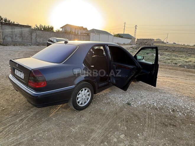 Mercedes C 180 1997, 215,000 km - 1.8 l - Bakı