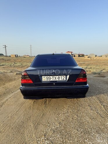 Mercedes C 180 1997, 215,000 km - 1.8 l - Bakı