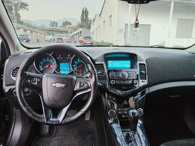 Chevrolet Cruze 2013, 286,350 km - 1.4 л - Şəki