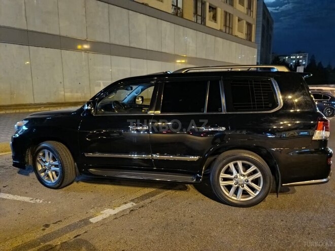 Lexus LX 570-3