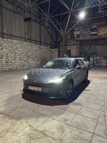Changan Qiyuan A05 2025, 0 km - 1.5 л - Bakı