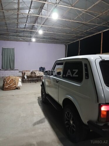 LADA (VAZ) Niva 2011, 90,943 km - 1.7 l - Salyan