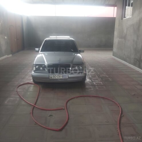 Mercedes E 220 1995, 520,000 km - 2.2 l - Şəmkir