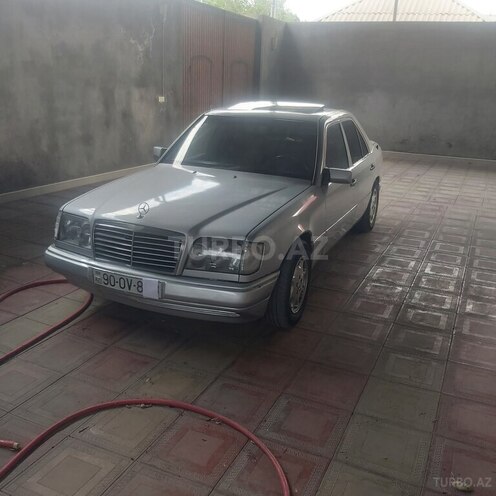 Mercedes E 220 1995, 520,000 km - 2.2 l - Şəmkir