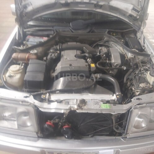 Mercedes E 220 1995, 520,000 km - 2.2 l - Şəmkir
