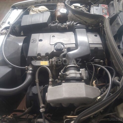 Mercedes E 220 1995, 520,000 km - 2.2 l - Şəmkir