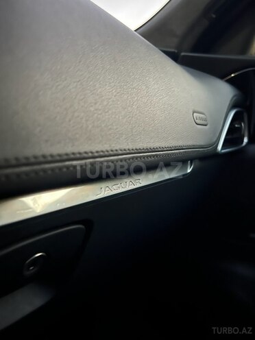 Jaguar F-Pace 2019, 70,500 km - 2.0 l - Bakı