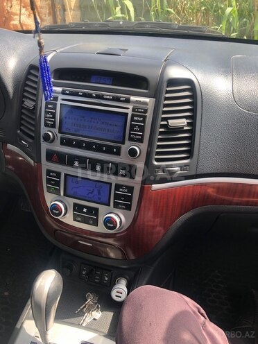 Hyundai Santa Fe-11