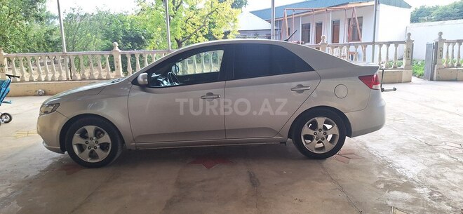 Kia Cerato 2010, 228,000 km - 1.6 l - Şəmkir