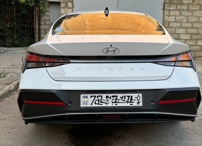 Hyundai Elantra 2024, 10,200 km - 1.5 л - Bakı