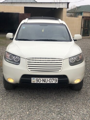 Hyundai Santa Fe-10