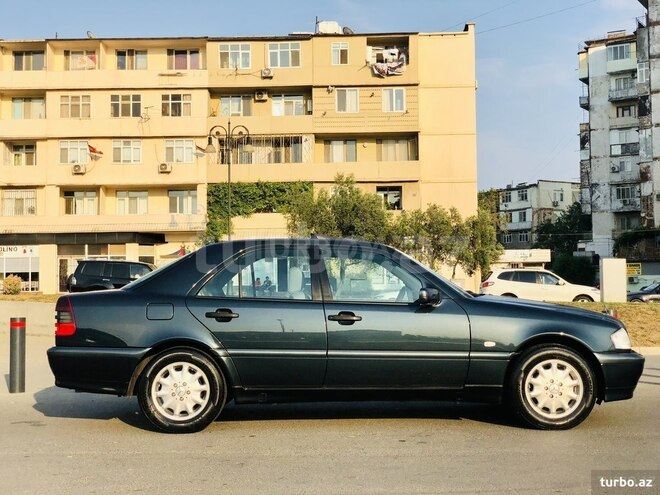 Mercedes C 200 1999, 260,122 km - 2.0 l - İmişli