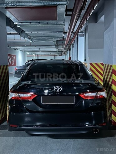 Toyota Camry-6