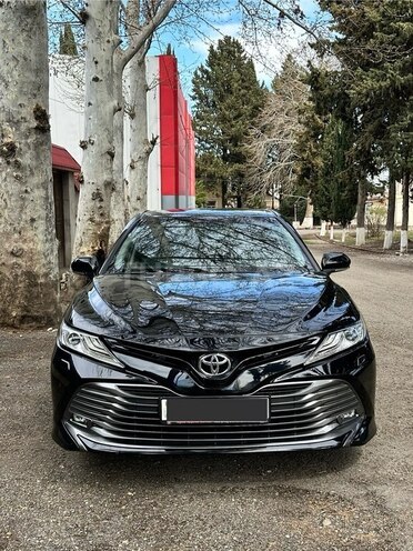 Toyota Camry-1