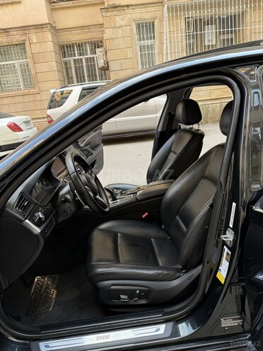 BMW 528 2016, 250,000 km - 2.0 l - Bakı