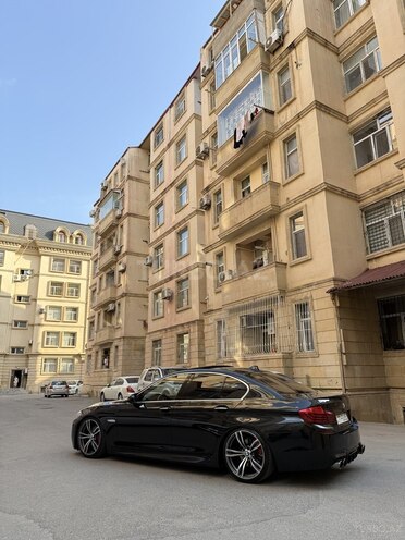 BMW 528 2016, 250,000 km - 2.0 l - Bakı