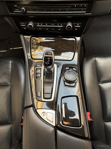 BMW 528 2016, 250,000 km - 2.0 l - Bakı