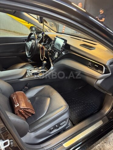 Toyota Camry-8