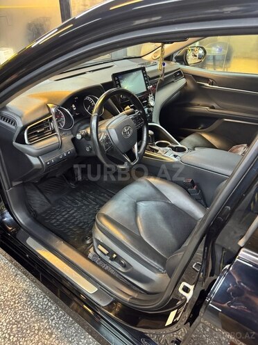 Toyota Camry-6