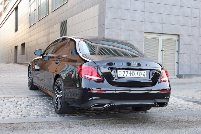 Mercedes E 300 2019, 135,000 km - 2.0 l - Bakı