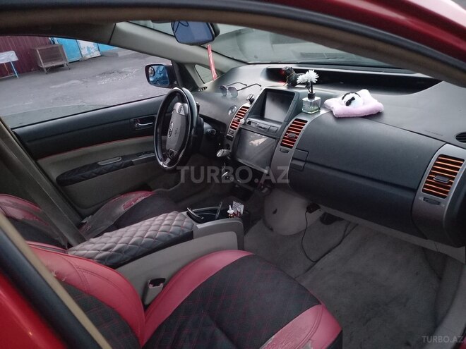 Toyota Prius-9