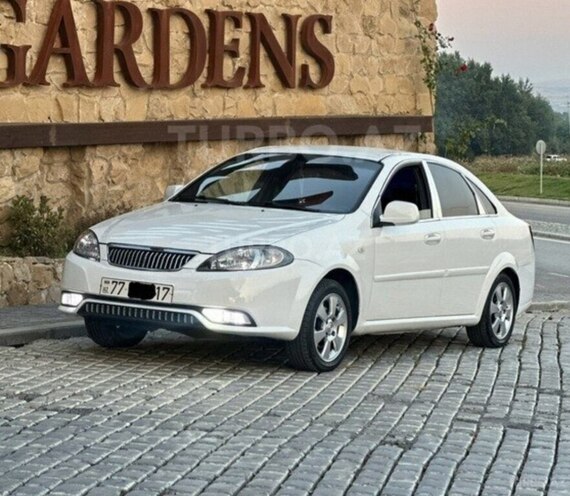 Daewoo Gentra-1