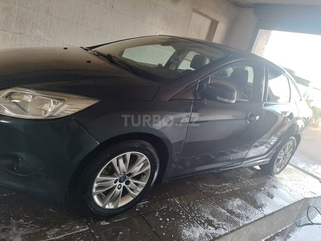 Ford Focus 2012, 206,169 km - 1.6 l - Salyan