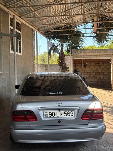 Mercedes E 320 2000, 400,000 km - 3.2 l - Salyan