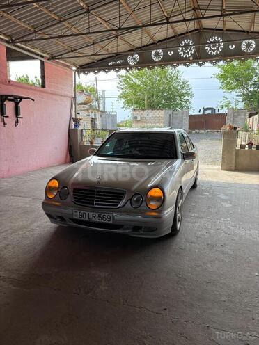 Mercedes E 320 2000, 400,000 km - 3.2 l - Salyan