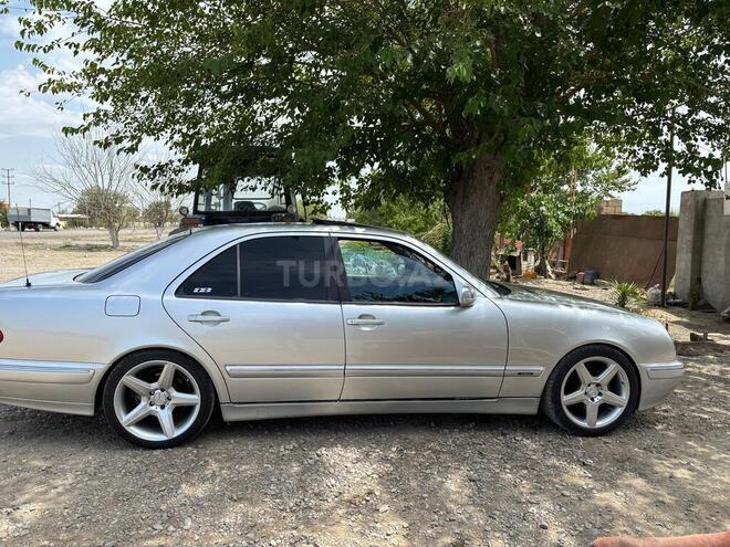 Mercedes E 320 2000, 400,000 km - 3.2 l - Salyan