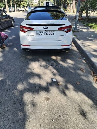 Kia Optima-2
