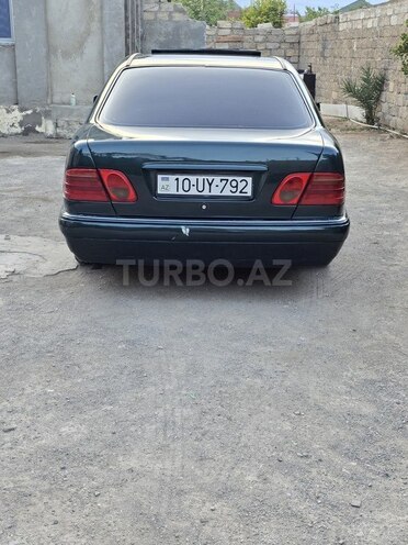 Mercedes E 200 1995, 333,289 km - 2.0 l - Bakı