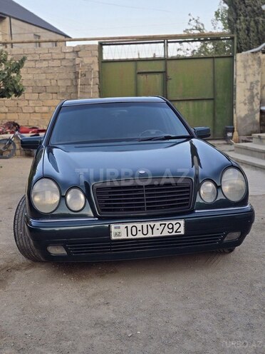 Mercedes E 200 1995, 333,289 km - 2.0 l - Bakı