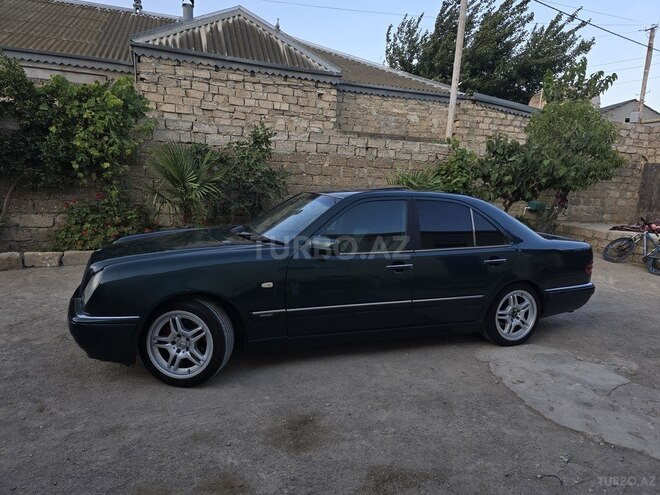 Mercedes E 200 1995, 333,289 km - 2.0 l - Bakı