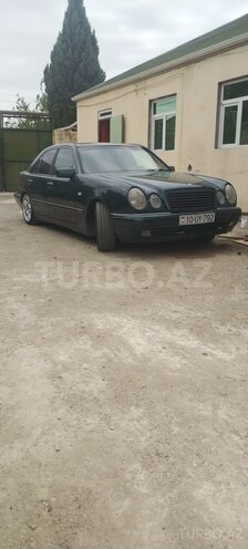 Mercedes E 200 1995, 333,289 km - 2.0 l - Bakı