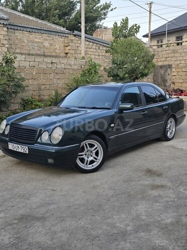 Mercedes E 200 1995, 333,289 km - 2.0 l - Bakı