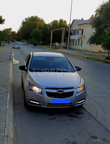 Chevrolet Cruze 2013, 290,000 km - 1.4 l - Şirvan