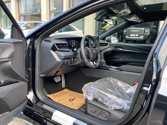 Toyota Camry-10