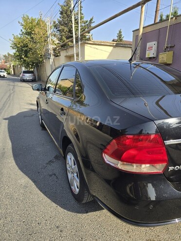 Volkswagen Polo 2013, 210,000 km - 1.6 l - Bakı